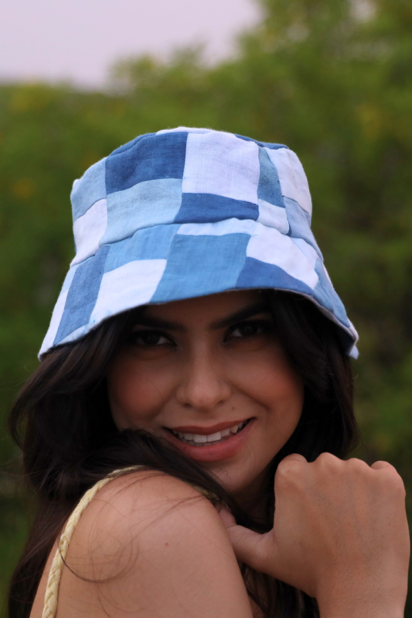 Blue and White Bucket Hat - 图片 2