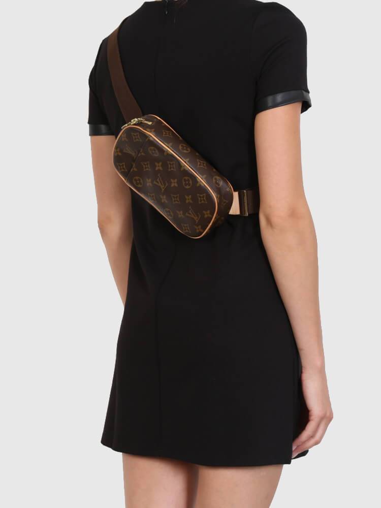 LV Pochette Gange Bag Monogram Canvas - Image 2