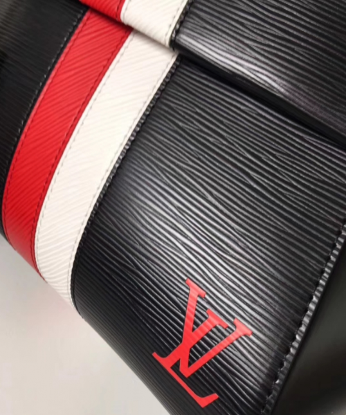 LV Cluny BB Epi Leather< - Image 3