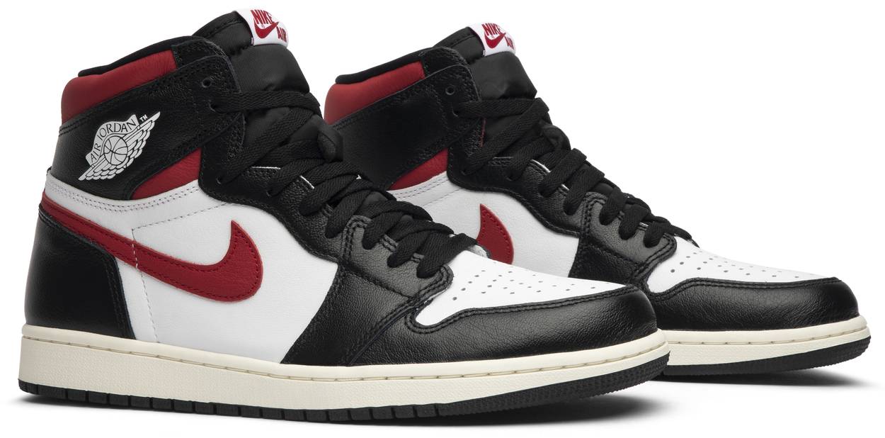 Air Jordan 1 Retro High Black Gym Red - Image 2