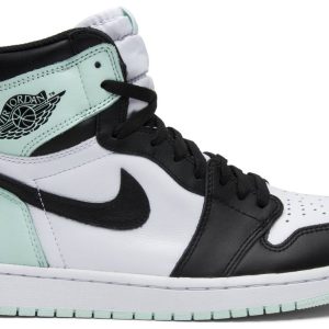 Air Jordan 1 Retro High Igloo