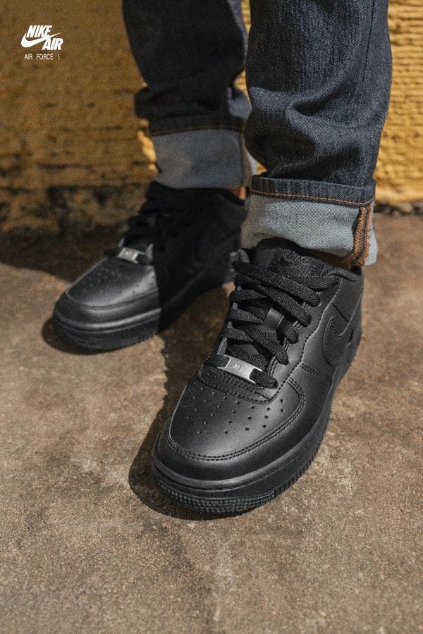 Air Force 1 Low “Black” - Image 5