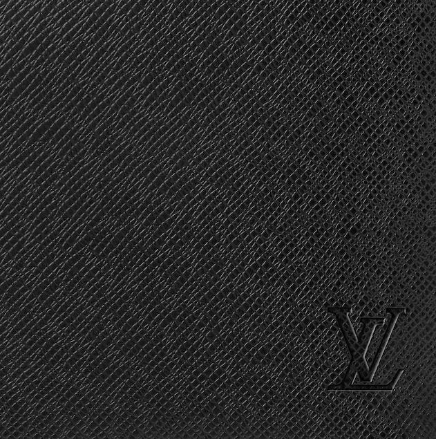 LV Coin Card Holder Taiga Leather - Image 6
