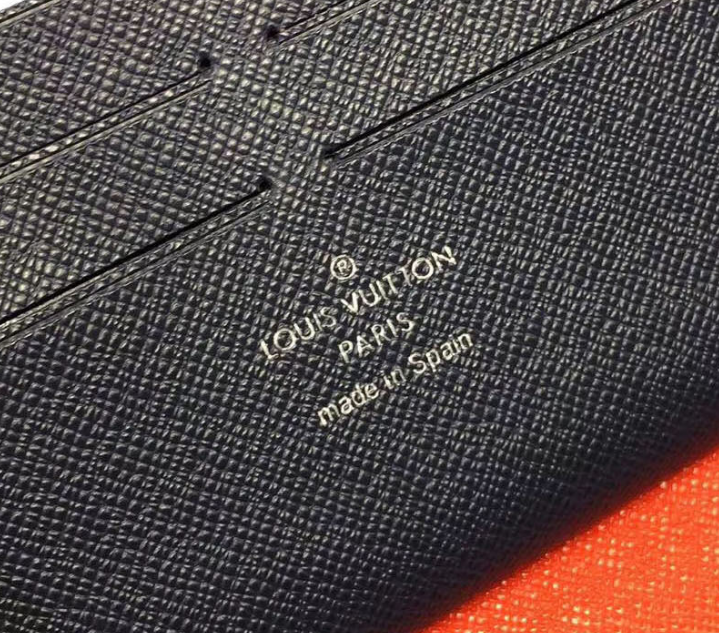 LV Zippy Organizer Epi Leather White - Image 4