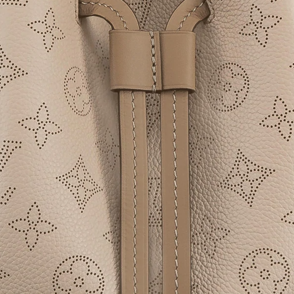 LV Girolata Handbag Mahina Galet - Image 5