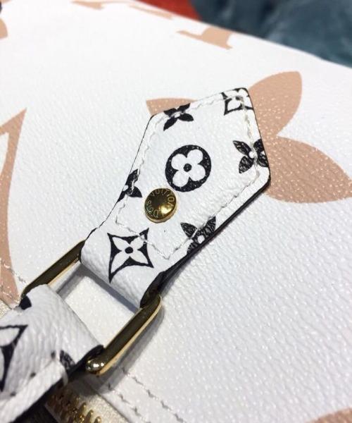 LV Speedy Bandouliere 30 Monogram Geant White - Image 5