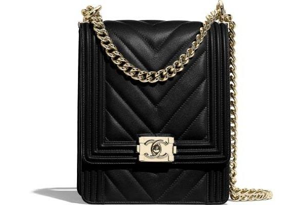 Chanel Boy Handbag Black - Image 2