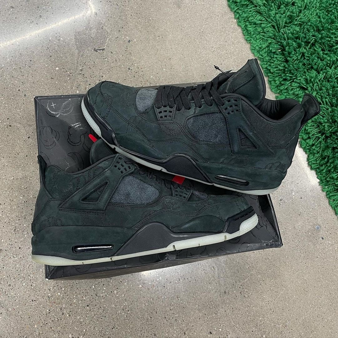 Air Jordan 4 Retro Kaws Black - Image 5