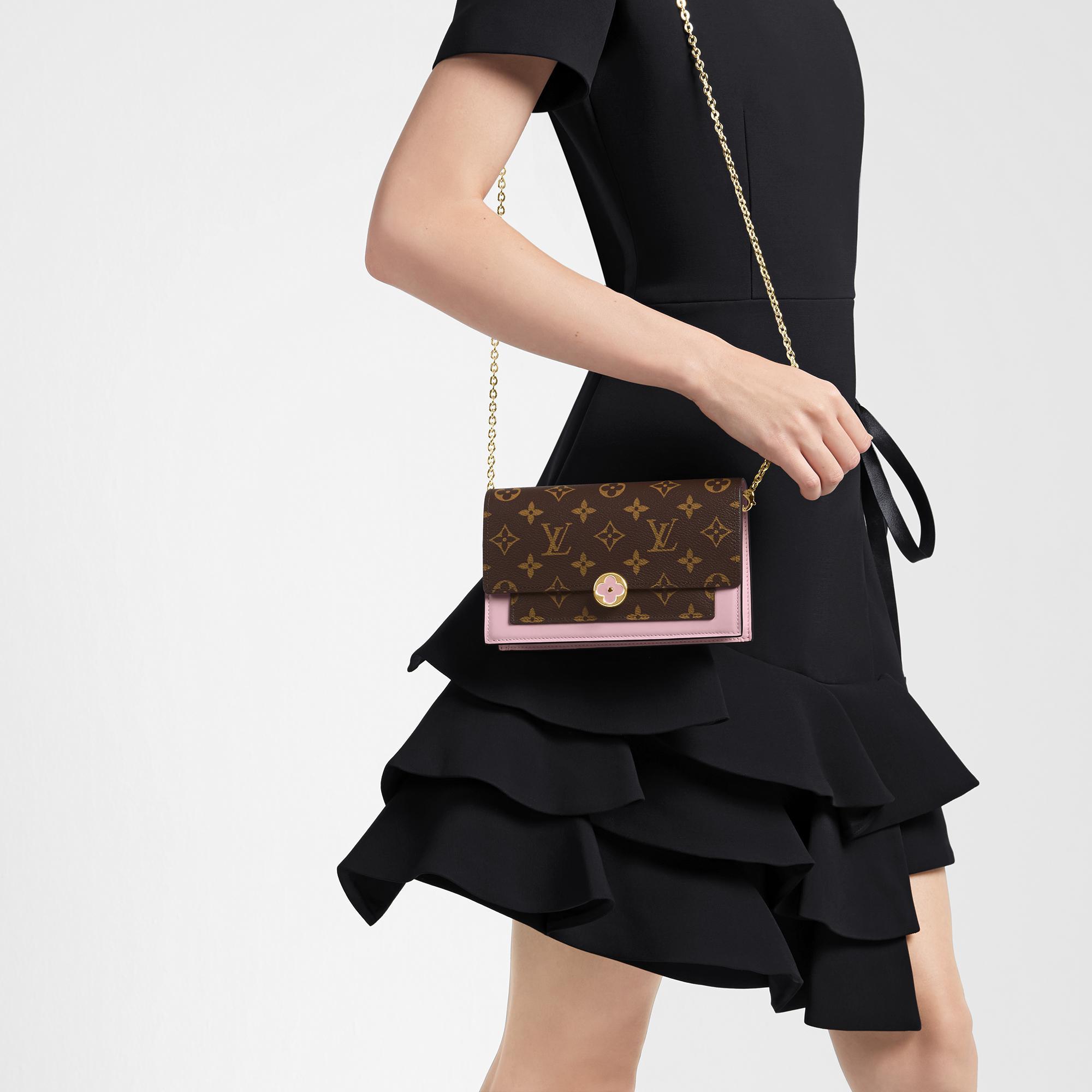 LV Flore Chain Wallet Rose Ballerine - Image 4
