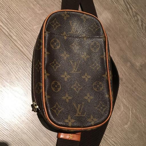 LV Pochette Gange Bag Monogram Canvas - Image 5
